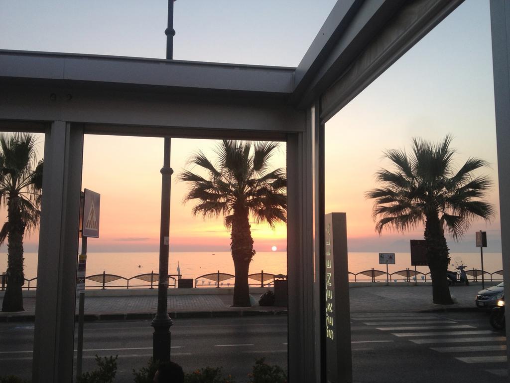Hotel Serenella Agropoli Exterior foto