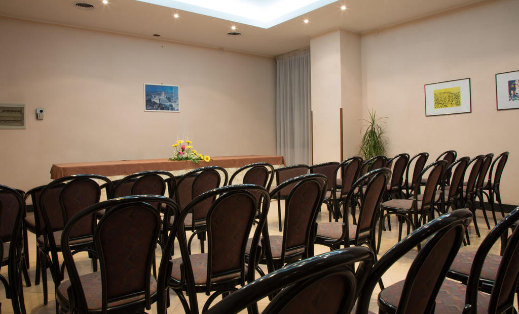 Hotel Serenella Agropoli Exterior foto