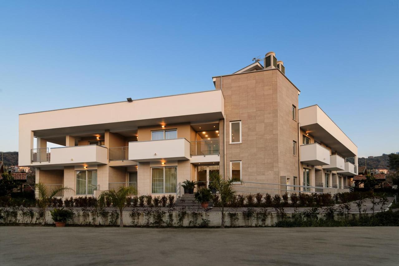 Hotel Serenella Agropoli Exterior foto